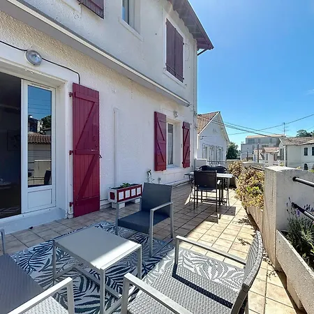 Appartement De Charme Erdizka Classe 3 Etoiles Bayonne Exterior photo